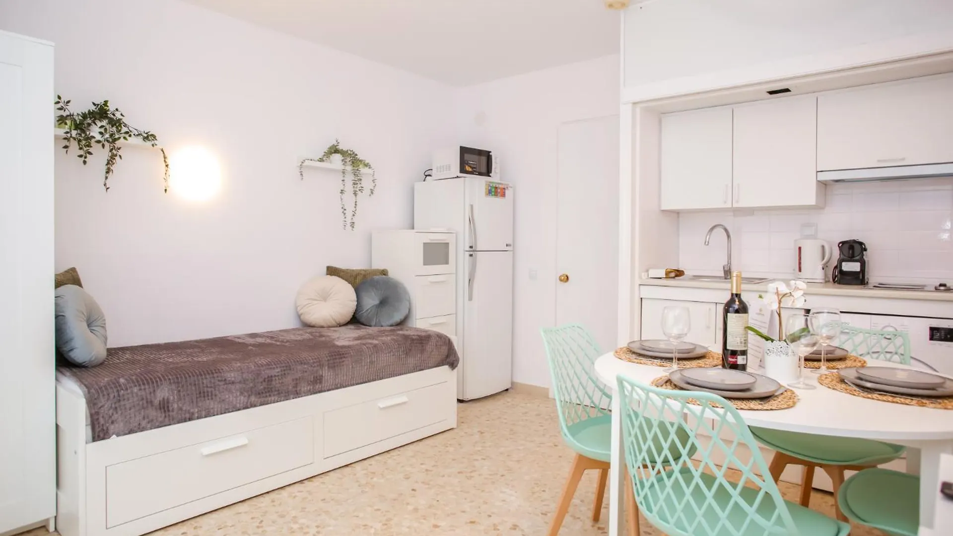 Al14 Estudio A 250 M Playa Fenals, Costa Barava Lloret de Mar